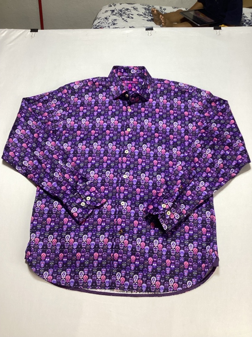 Men's Purple Skull-Pattern Button-Down Dress Shirt - Picture 4 of 11